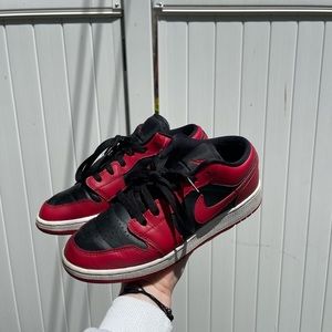 Nike Air Jordan Low Dunks
Women’s size 7.5, Kid’s size 6